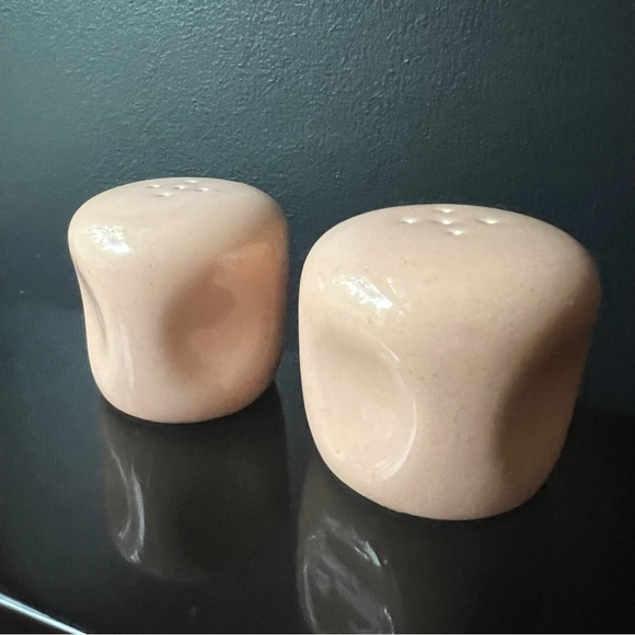 Russell Wright Steubenville Salt and Pepper Shakers Coral Pink Russel Wright - Picture 4 of 5